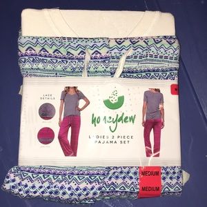 NWT ladies pajama set. Beautiful pastel colors